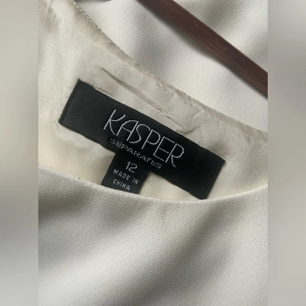 Kasper Cream Blouse 12 - Picture 2 of 2
